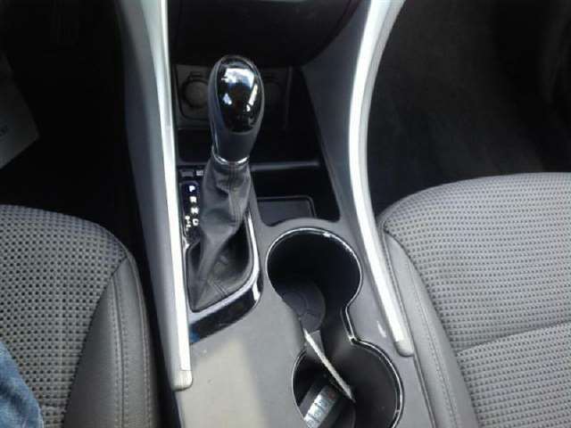 2011 Hyundai Sonata SE 4dr Sedan 6A